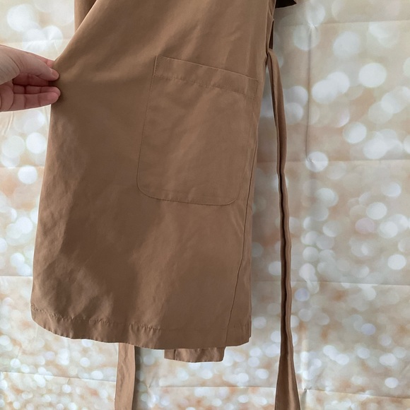 Love Tree Sleeveless Thin Trench Coat - Picture 3 of 8